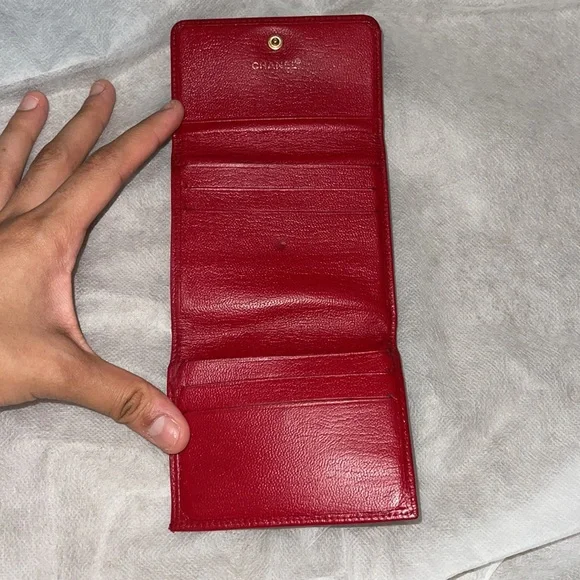 Authentic Chanel wallet - Picture 4 of 5